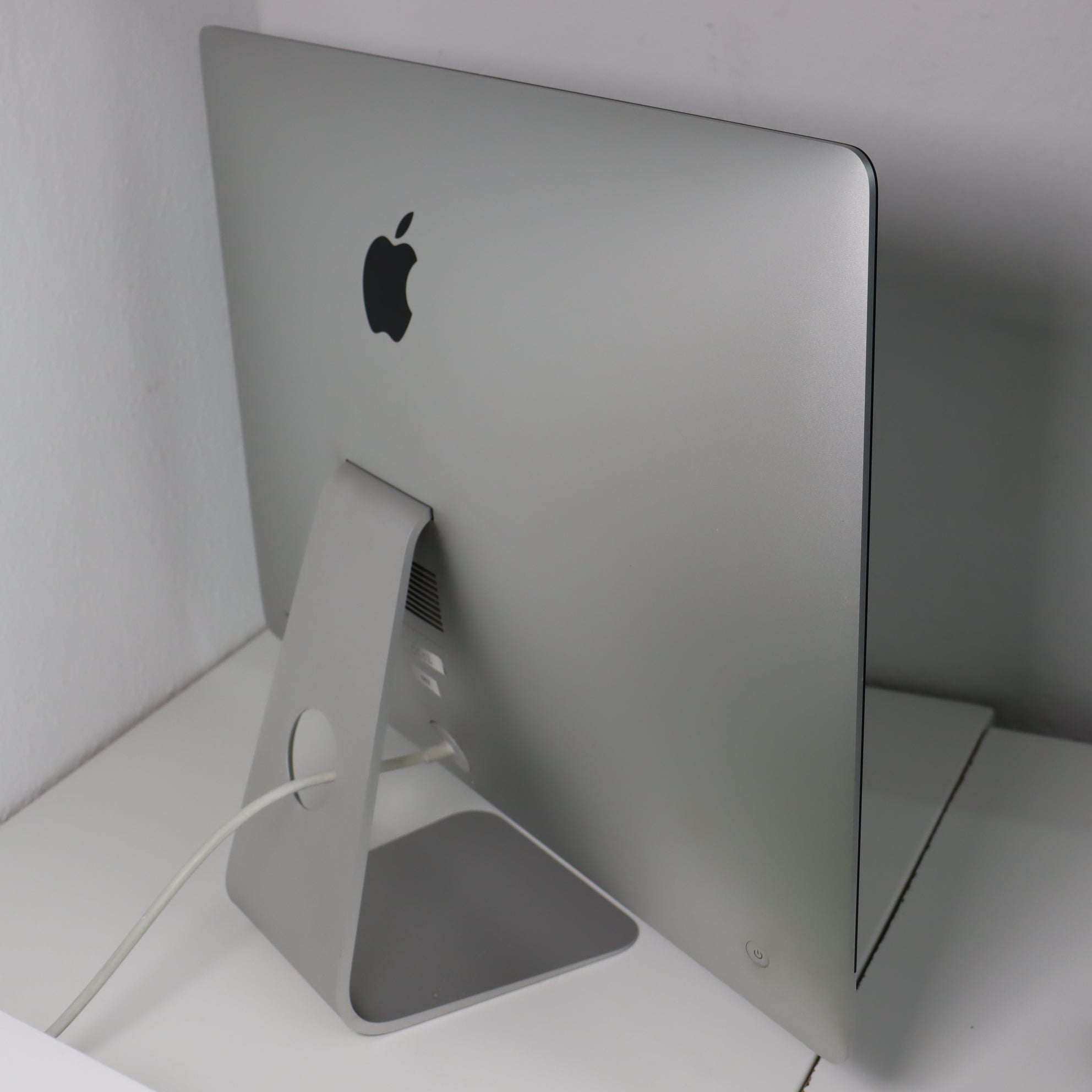 Apple iMac "Core i5" 2.9 27" 500 SSD 24GB RAM GTX 660M 512MB