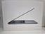 Apple MacBook Pro Retina TouchBar 13,3“ i5 2,0 Ghz 512 GB SSD 16 GB 2020 (Ladezyklen 745)