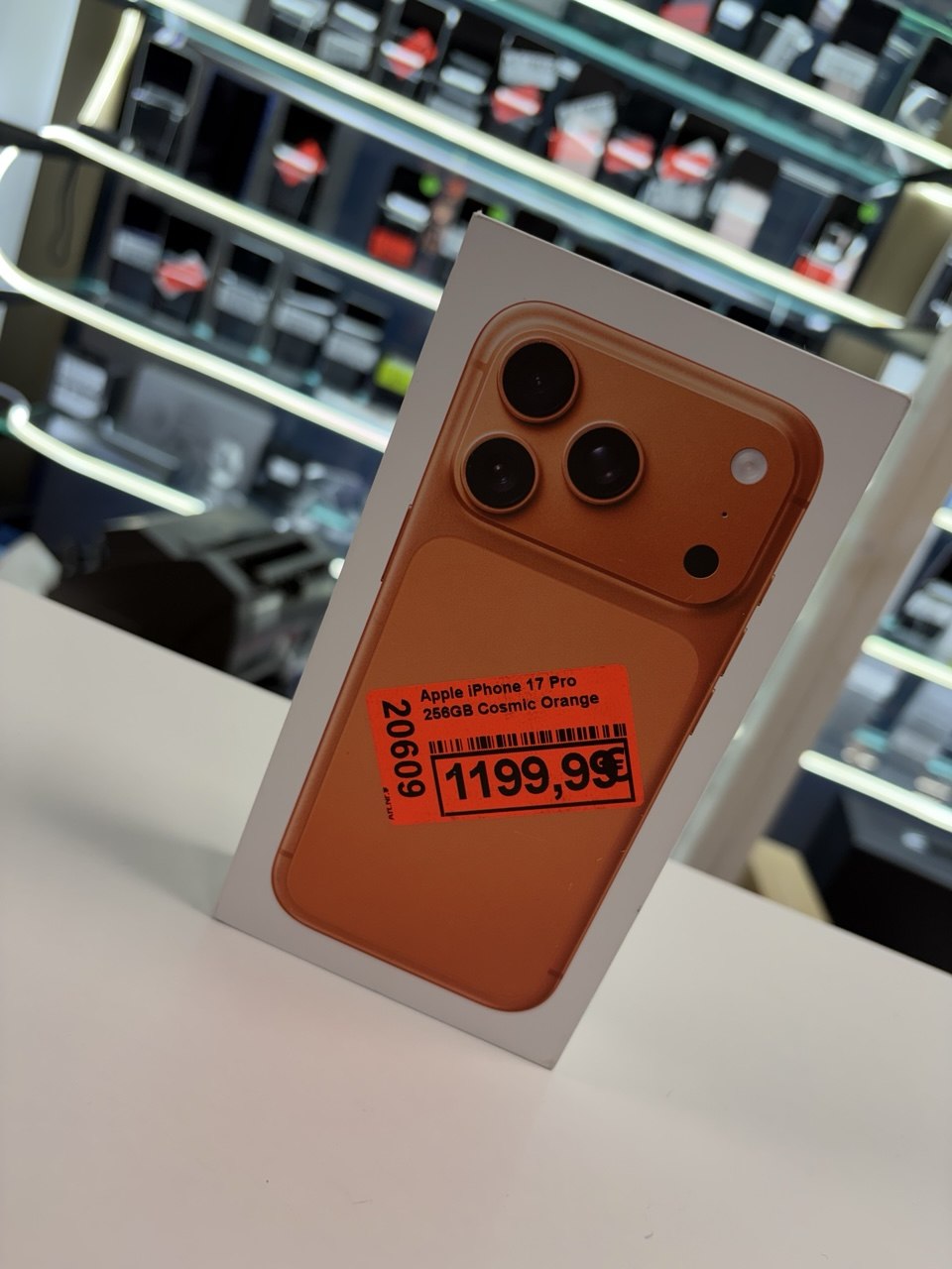 Apple iPhone 17 Pro 256GB Cosmic Orange Hauptbild
