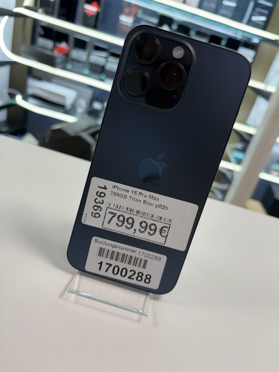 Apple iPhone 15 Pro Max 256GB Titan Blau Zweitbild
