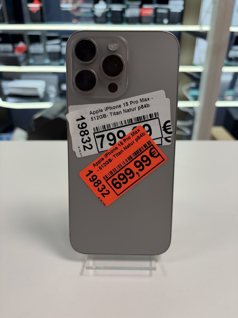 Apple iPhone 14 Pro Max, Titan Natur Zweitbild
