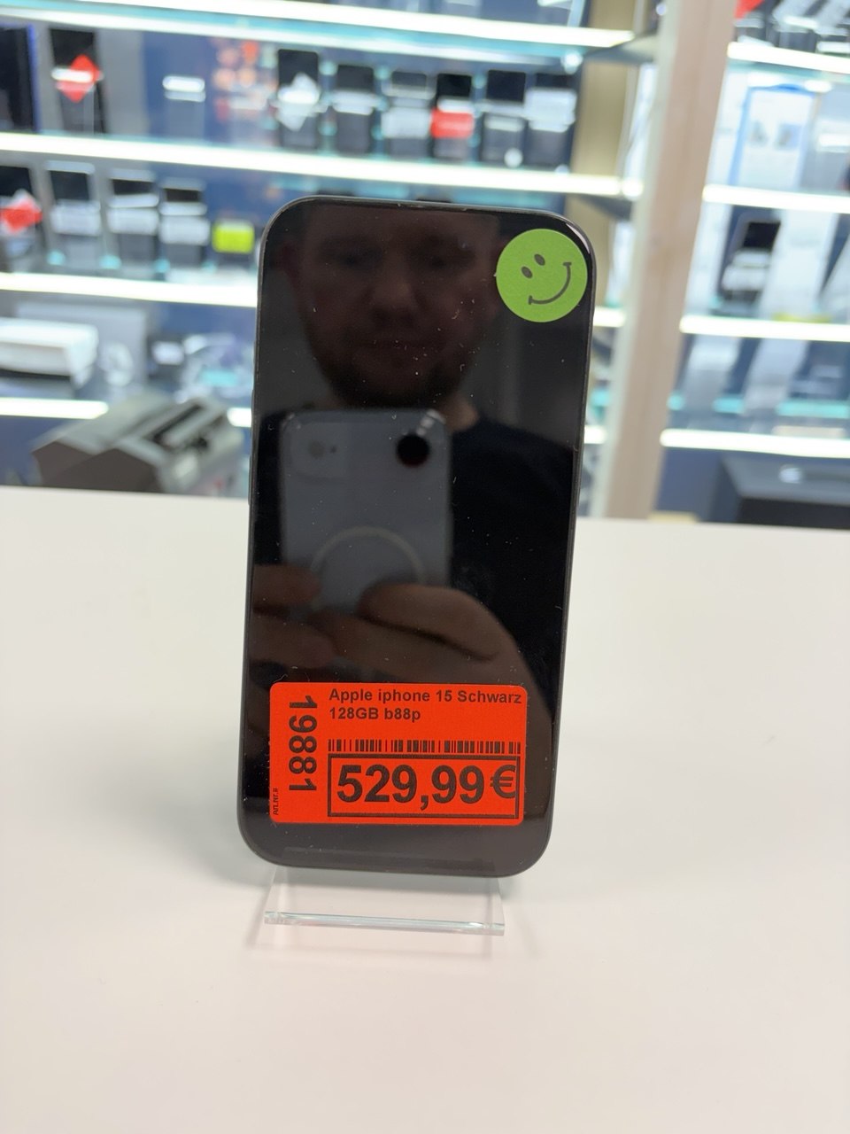 Apple iPhone 15 128GB Schwarz