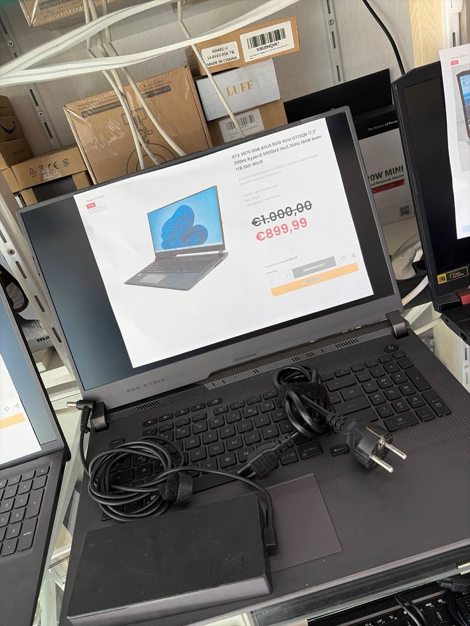 ASUS ROG Strix G713QR – Gaming Laptop RTX 3070 17,3" Zweitbild