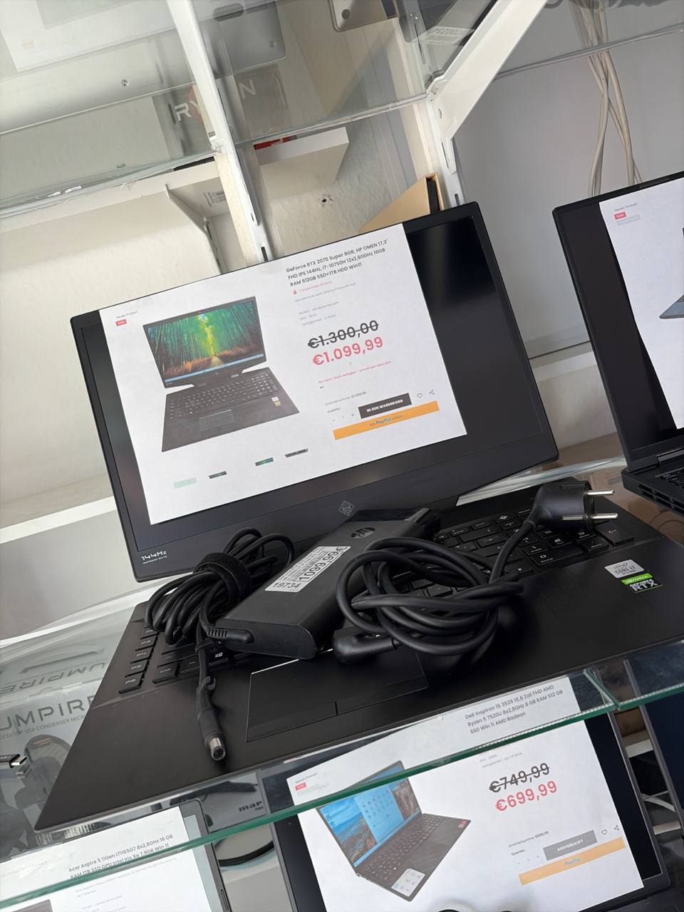 HP Laptop mit Display, 512GB SSD + 1TB HDD Hauptbild
