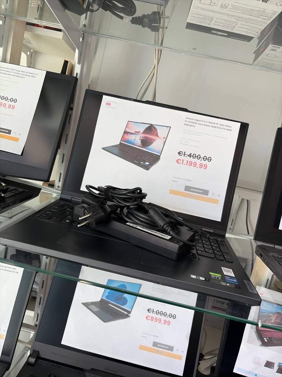 Lenovo Legion Pro 5 16IRX8- i7- RTX 4060 Hauptbild