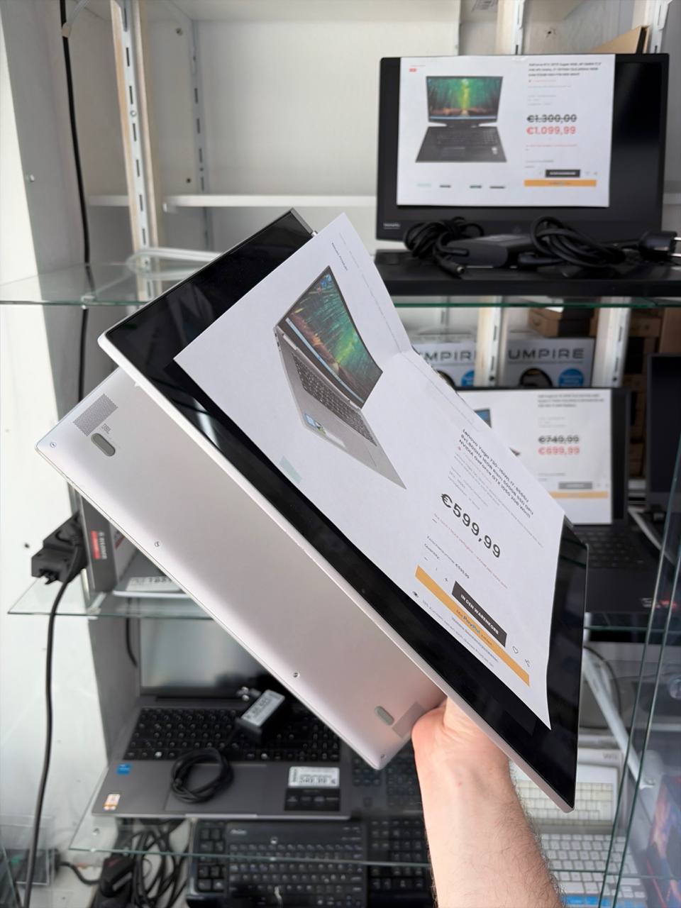 Lenovo Yoga 730-15IWL i7-8565U 16GB 500GB SSD Zweitbild