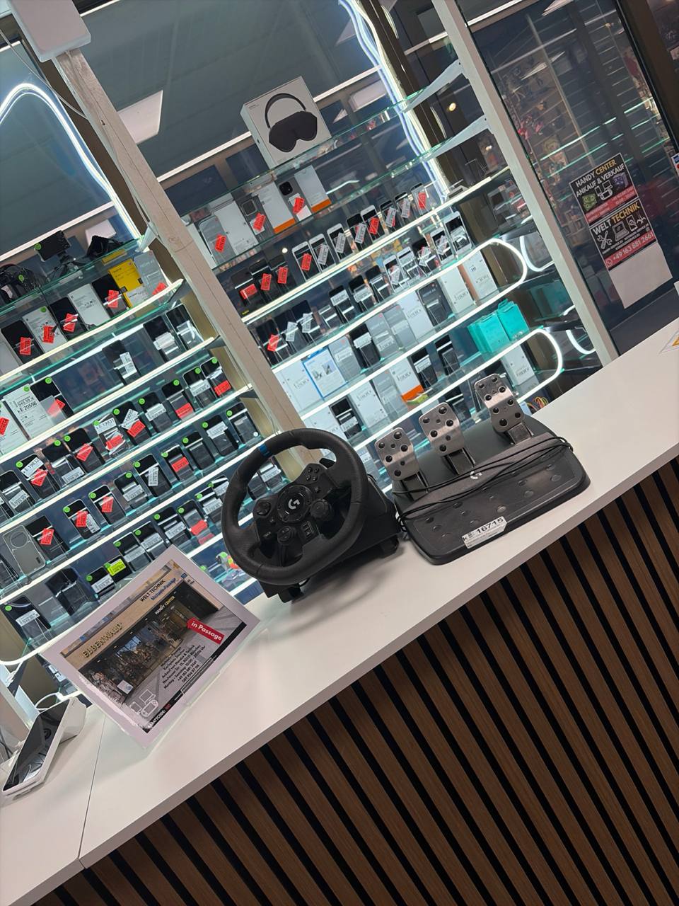 Logitech G923 Trueforce Racing Wheel für PlayStation und PC