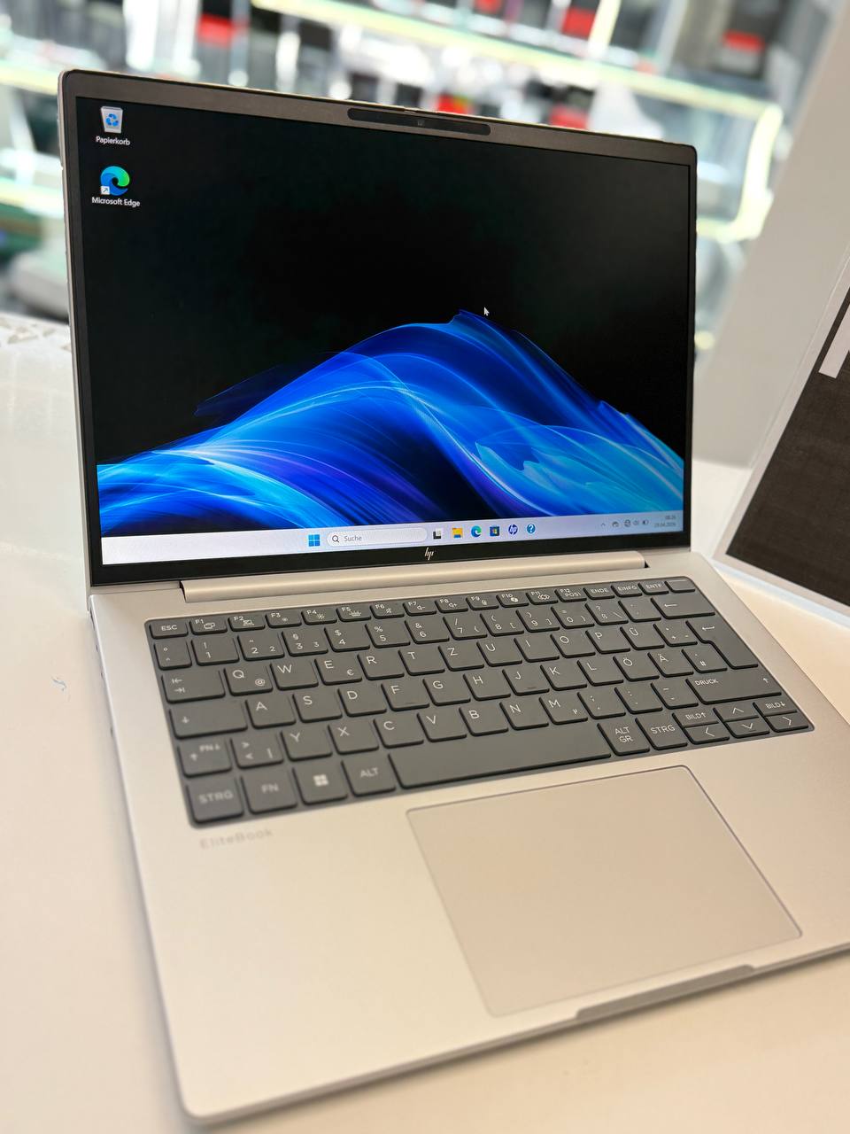 HP EliteBook 8 G1i 14 Zoll Notebook mit AI PC
