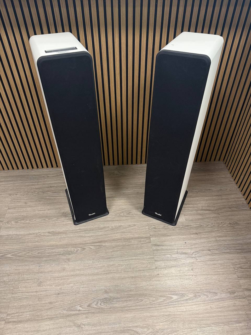 Teufel UL 40 ACTIVE Mk2 18 Standlautsprecher, weiß