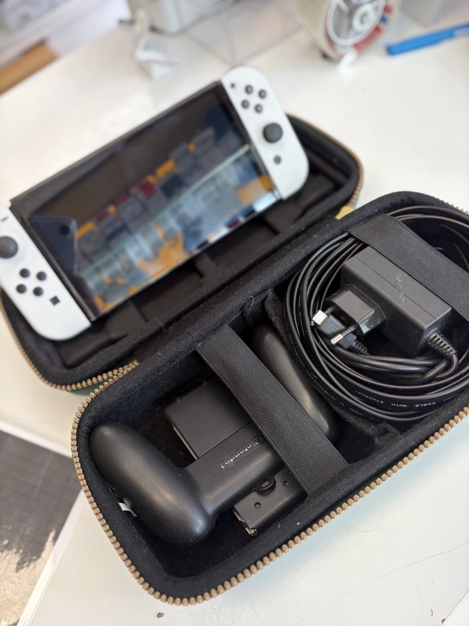 Nintendo Switch OLED-Modell, Weiß