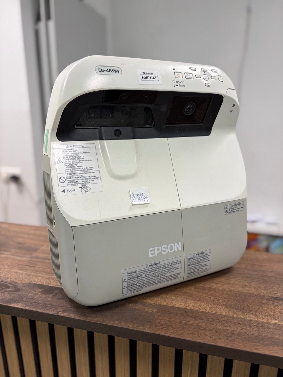 Epson EB-485W Beamer – LCD Projektor