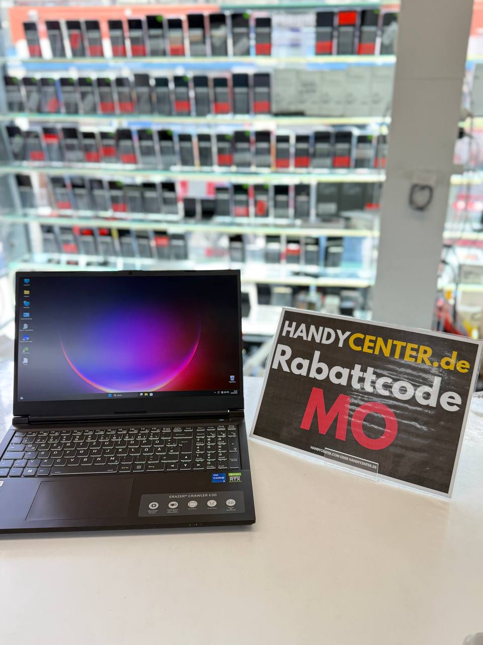 ERAZER CRAWLER E30 Laptop mit Intel Core i5 Hauptbild