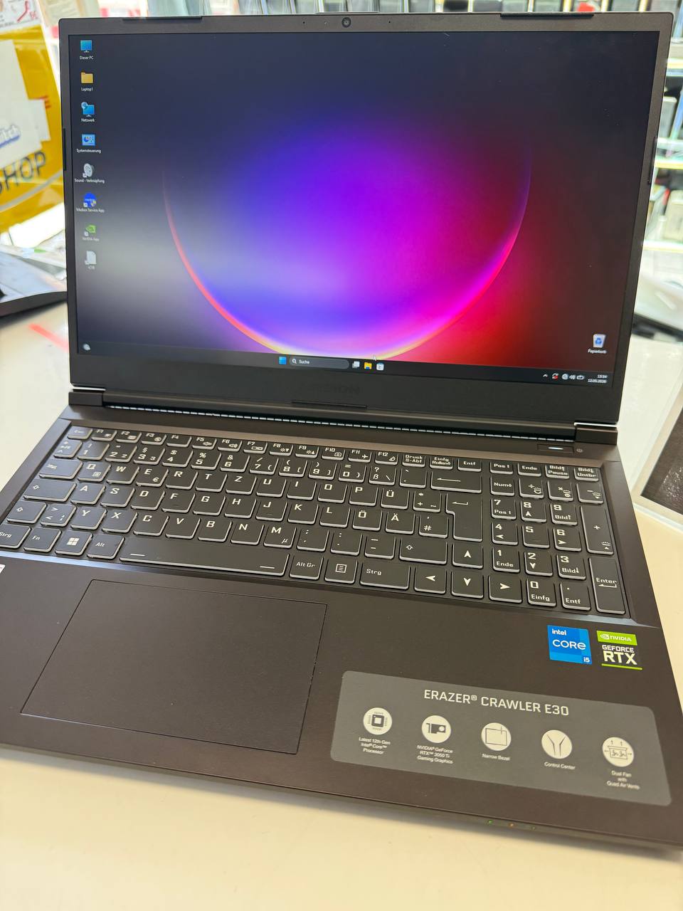 ERAZER CRAWLER E30 Laptop mit Intel Core i5 Zweitbild