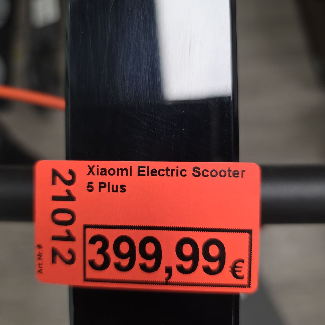 Analyse der E-Scooter im Foto Zweitbild