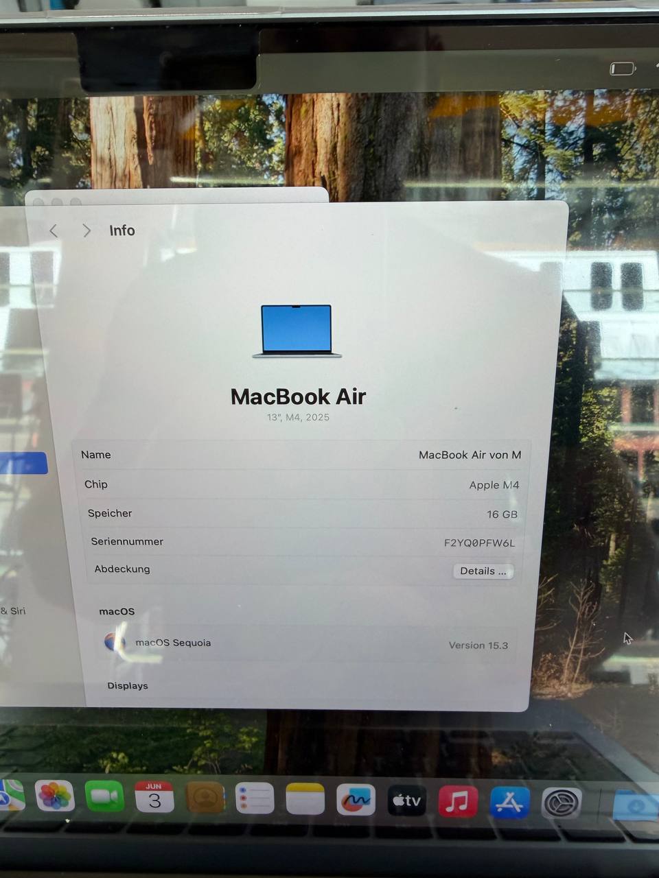 Apple MacBook Air 13" M4 2025 mit 16GB RAM Hauptbild