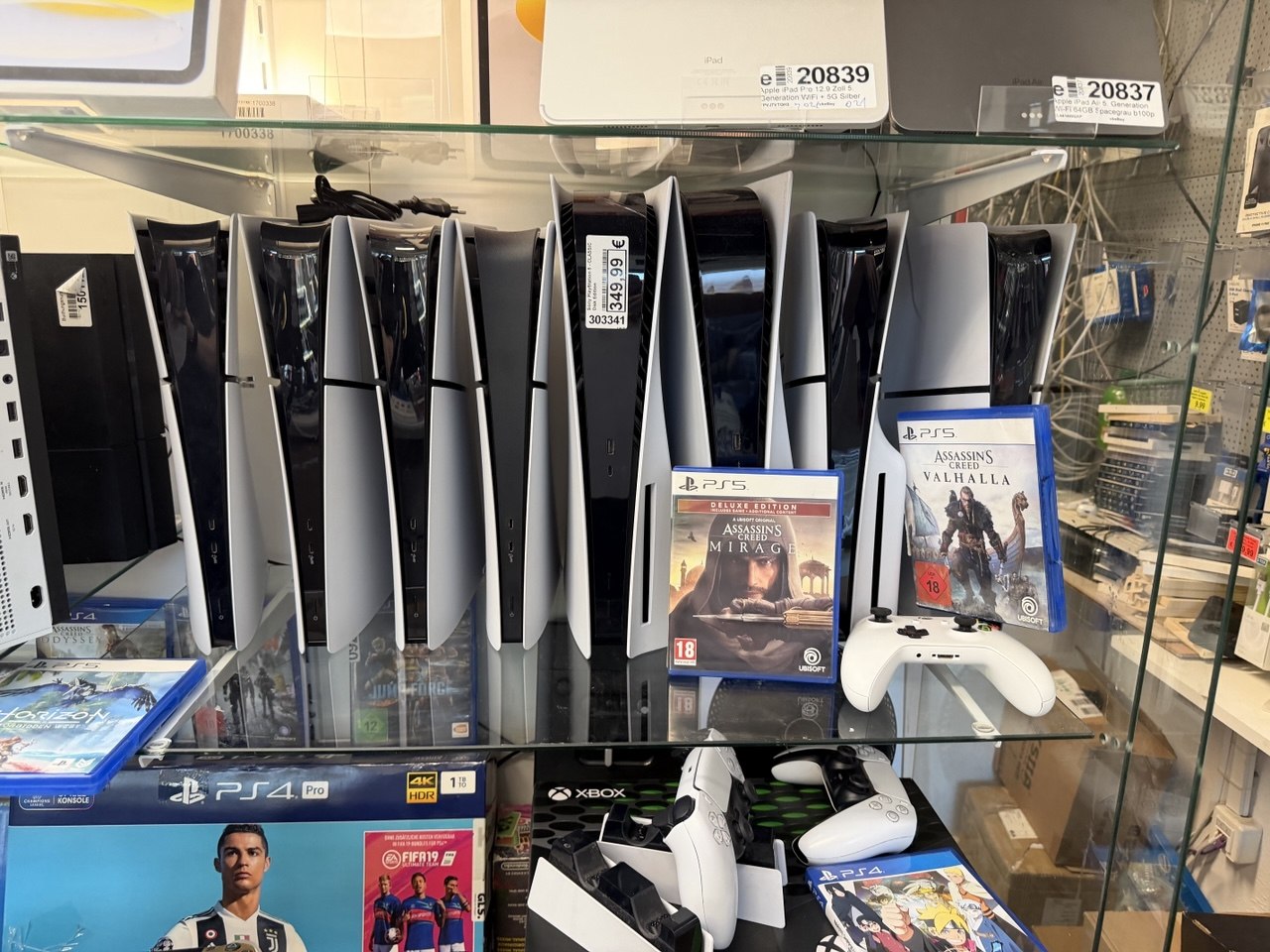PlayStation 5 Konsole, Weiß/Schwarz