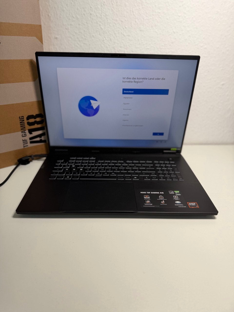 ASUS TUF Gaming A18 FA808UH-S8017W Laptop