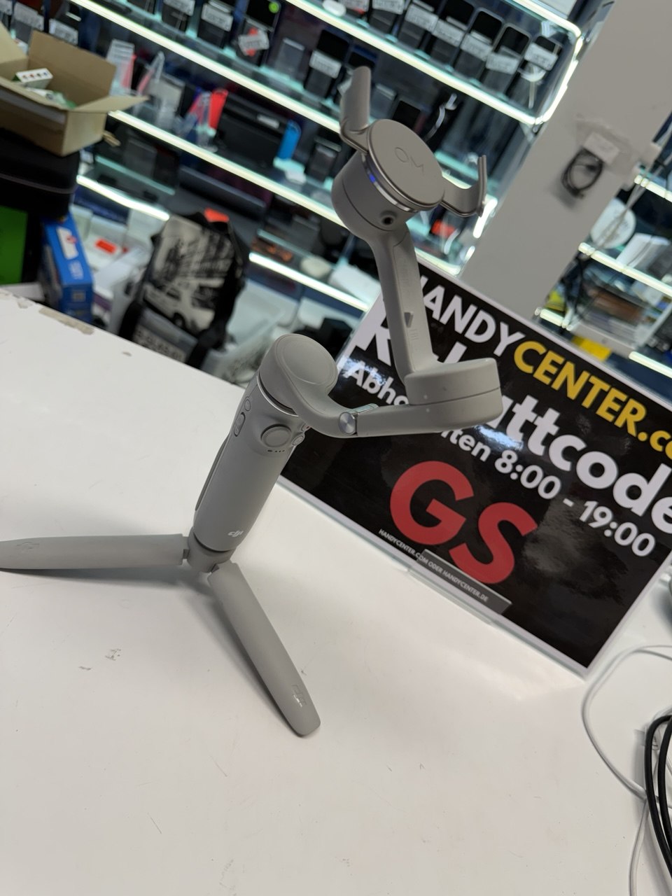 DJI OM 6 Smartphone Gimbal Stabilizer Grau Hauptbild