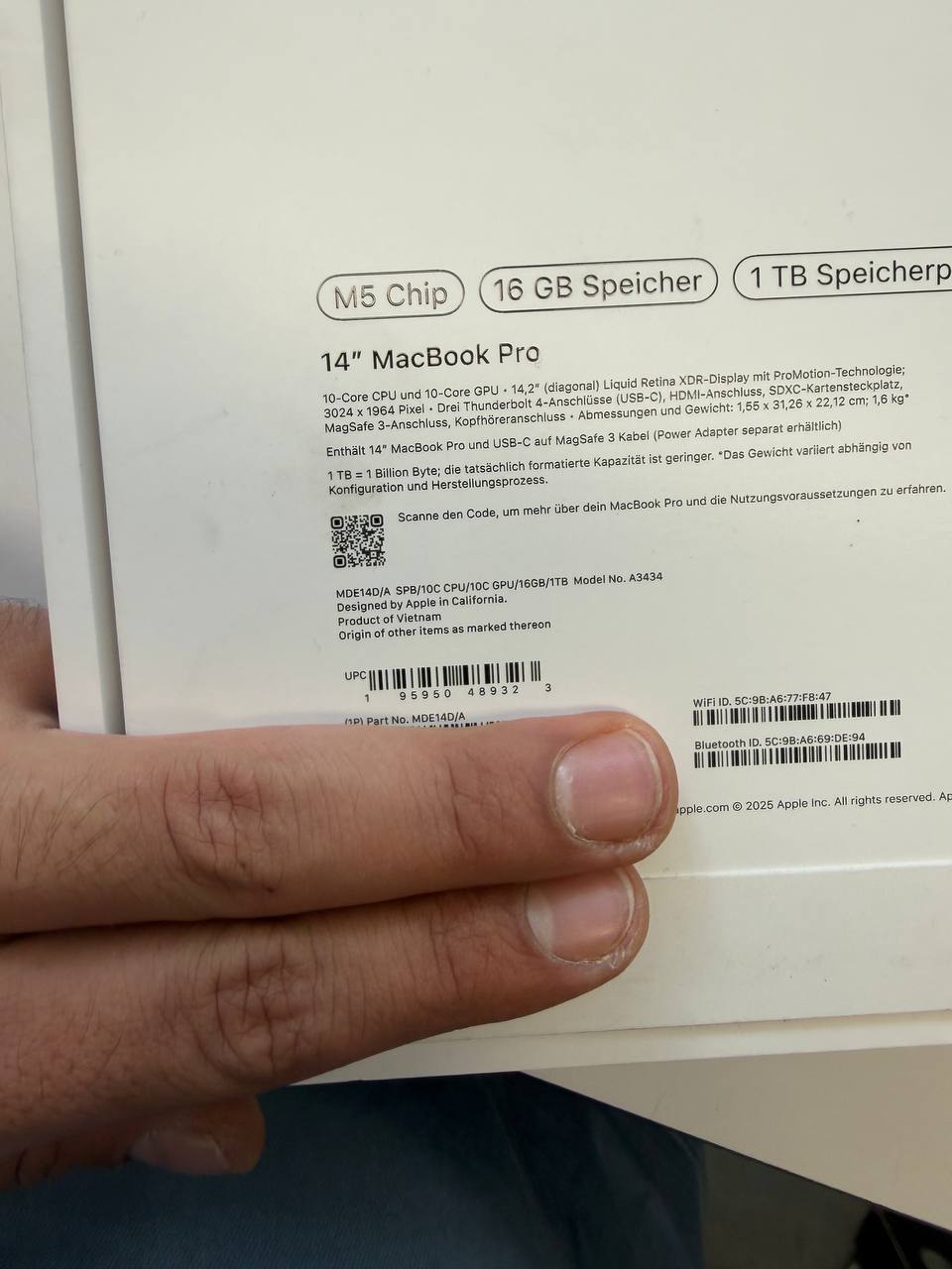 MacBook Pro 14" M5 Chip 10-Core CPU/GPU Hauptbild