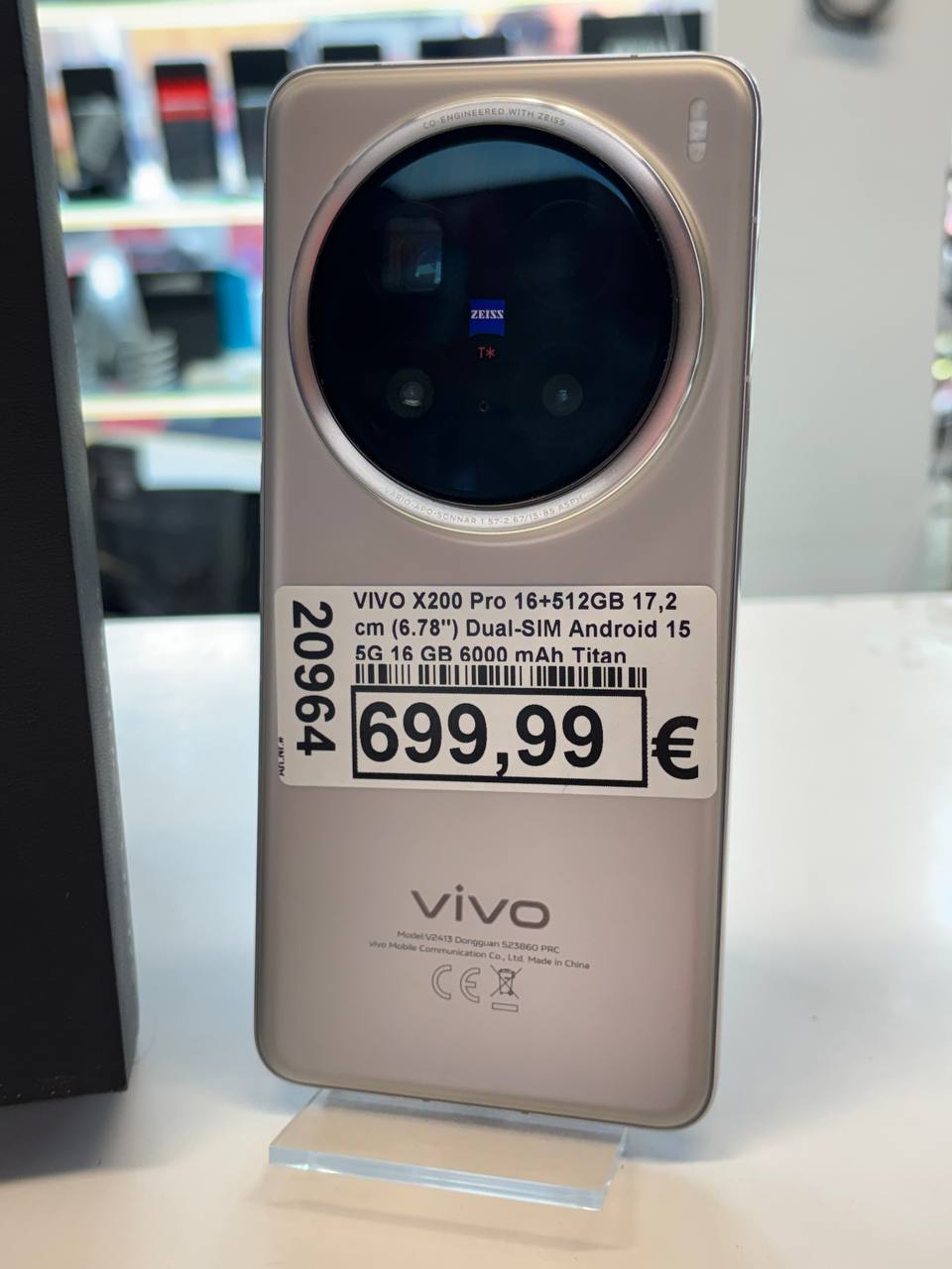 Vivo X200 Pro mit ZEISS Kamera, 6.78" Display, 6000 mAh