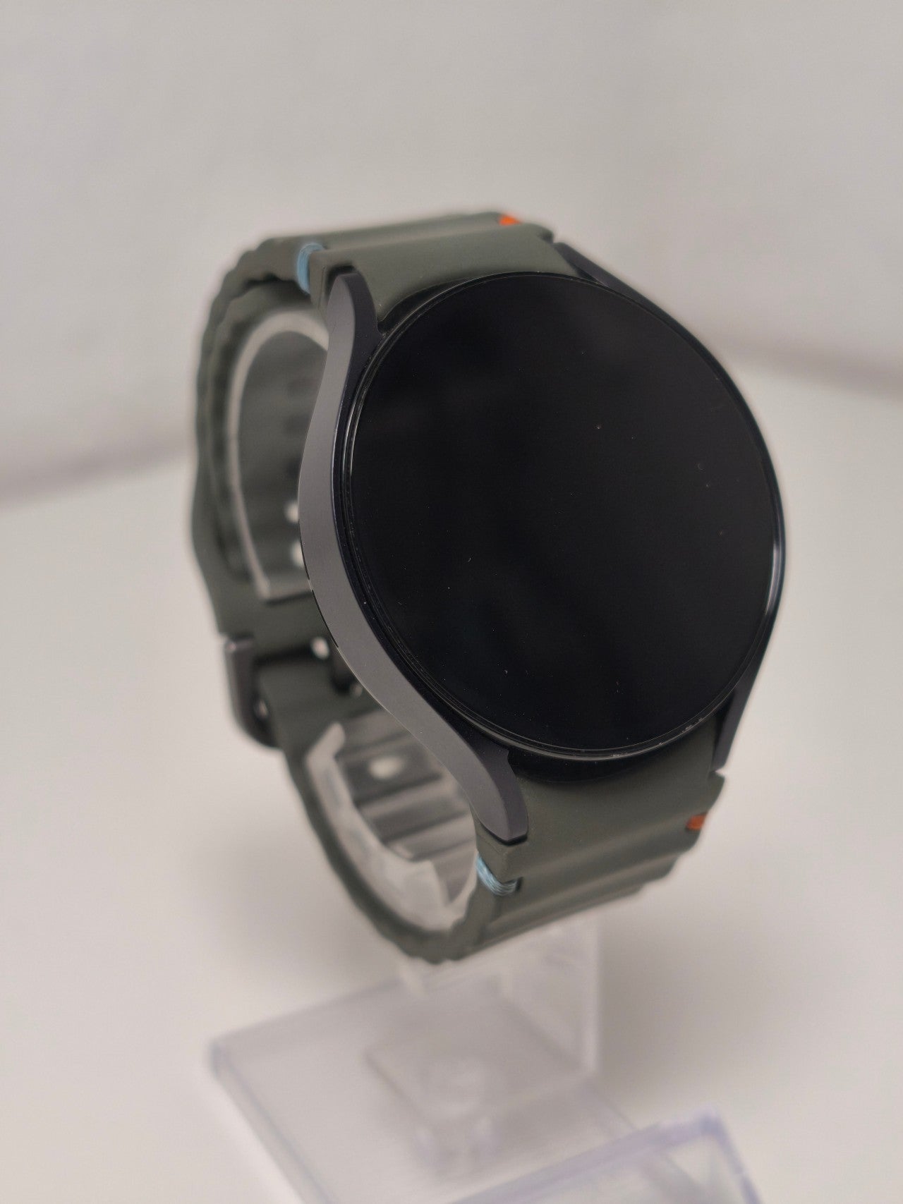 N15-B59-Samsung Galaxy Watch6 BT Aluminium/Graphite 44 mm Hauptbild
