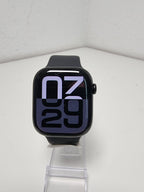 Apple Watch Series 10 GPS, 46 mm Aluminiumgehäuse Diamantschwarz, Sportarmband Schwarz - M/L