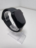 Apple Watch Series 10 GPS, 46 mm Aluminiumgehäuse Diamantschwarz, Sportarmband Schwarz - M/L