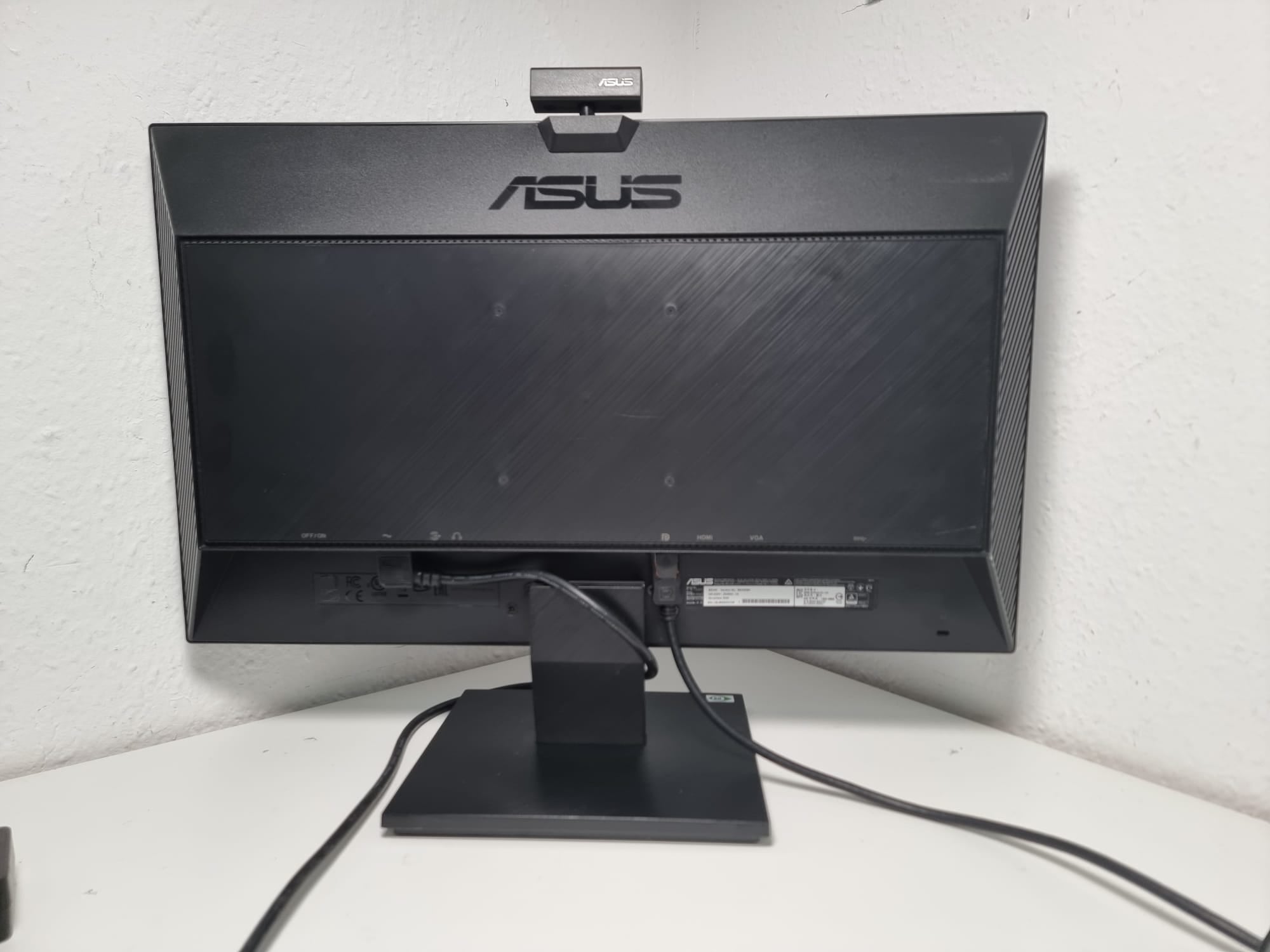 ASUS BE24EQK Monitor mit integrierter Full-HD-Webcam und Stereolautsprechern - 60,45cm (23,8 Zoll), Full-HD (1080p)