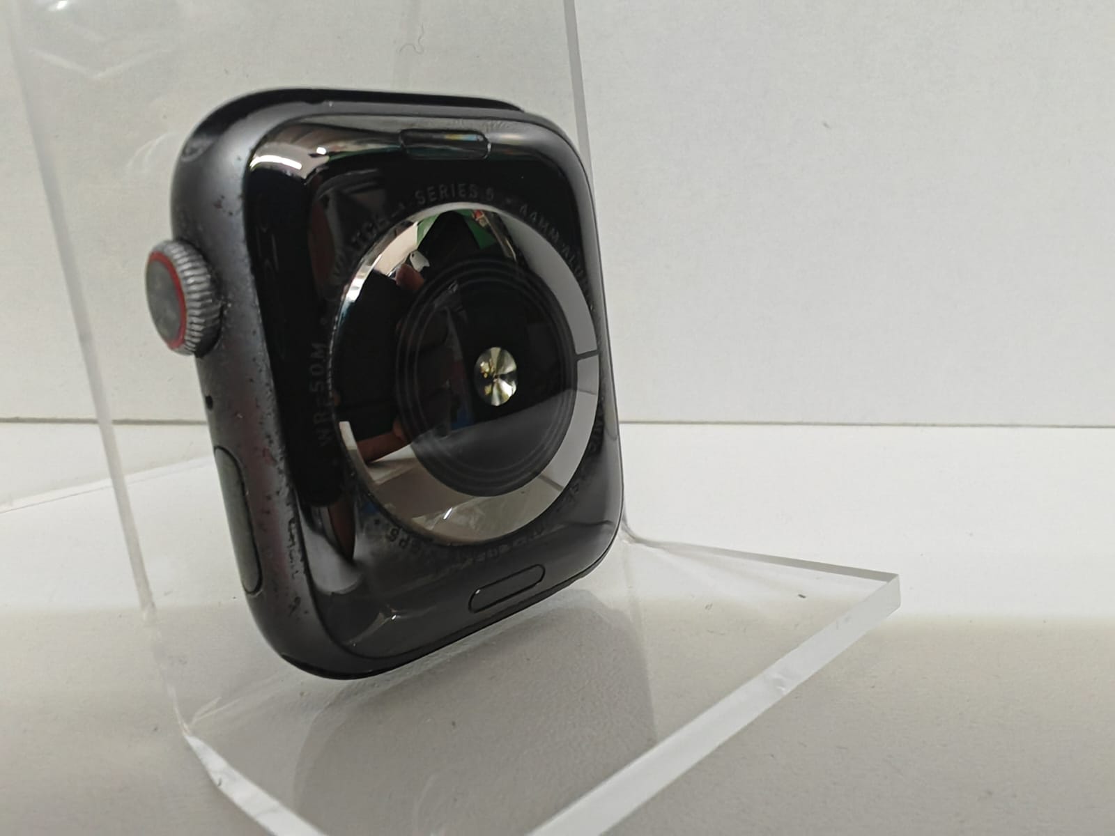 Apple Watch Series 5 44mm Space Gray Aluminium CEL A2157