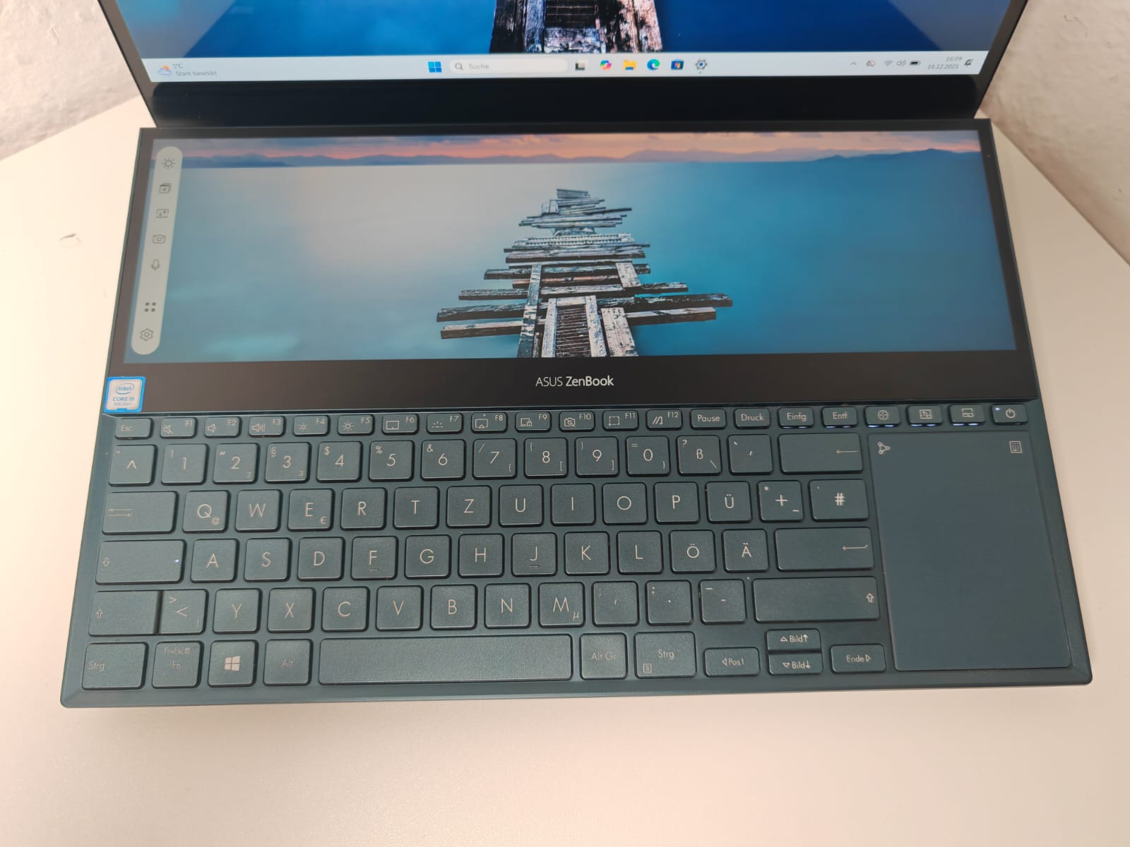 GeForce RTX 3070 8GB ASUS ZenBook Pro Duo 15 UX582LR  i9-10980HK 16x2,40GHz 1TB SSD 32GB Ram Win11